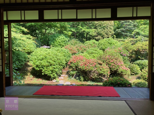 書院から東の庭